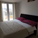 Dijana Apartamento *