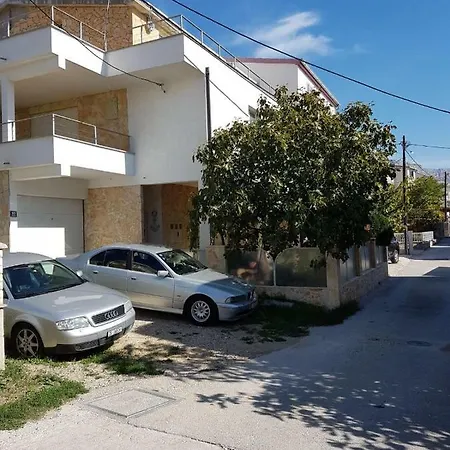 Apartament Dijana